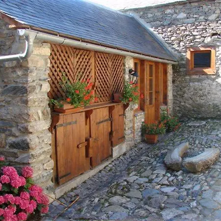 Semesterbostad Ferme De Soulan, De Charme